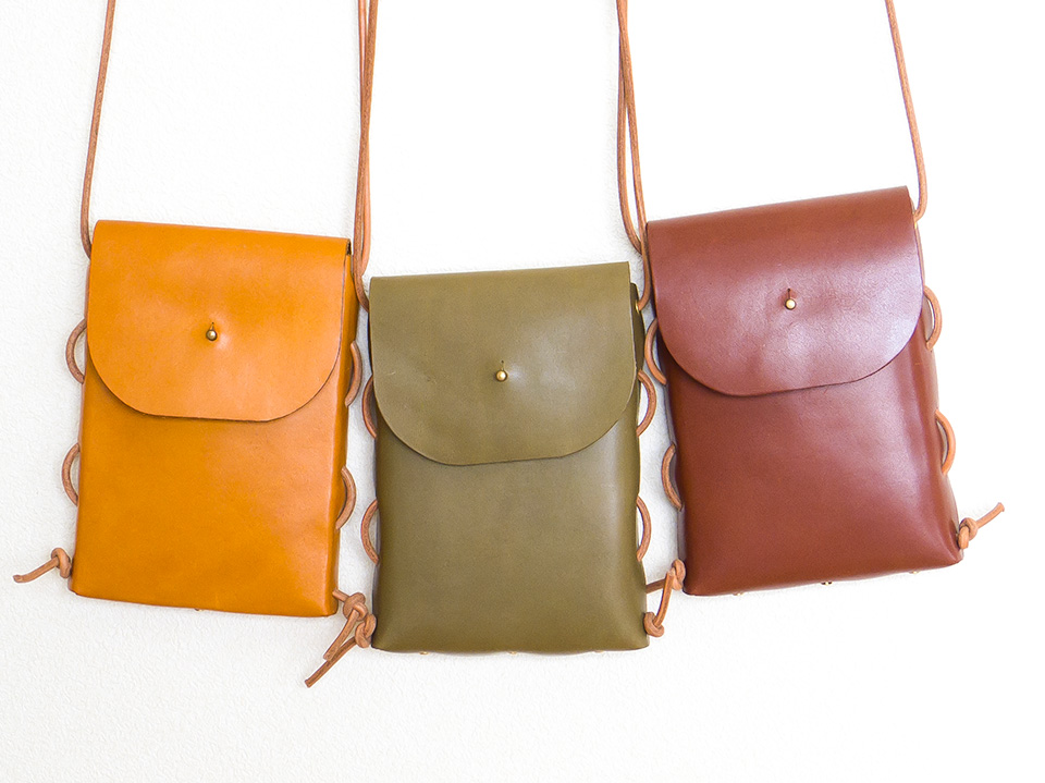 写真:スマホポシェット