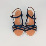 小さい足の悩みも解消！爽やかな夏の編み込みサンダルが完成しました