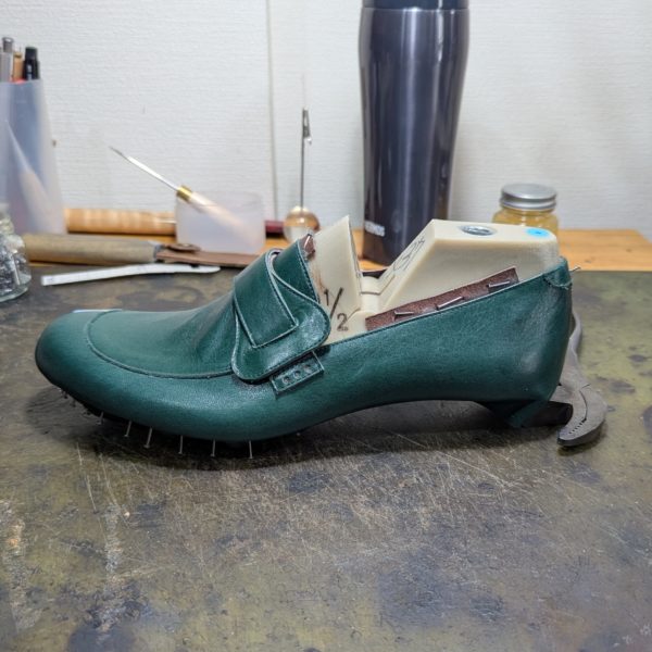 仮アッパーの右サイドの写真